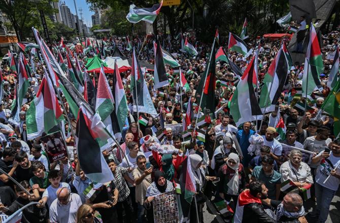 A pro-Palestinian demonstration in Bolivia. Image: X