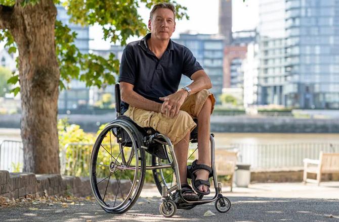 Frank Gardner is partially paralyzed. Photo: INN.