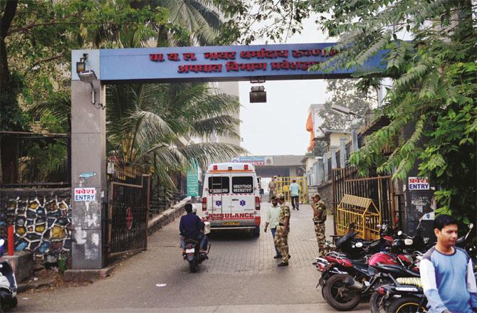 Dean of Nair Hospital has been transferred to Cooper Hospital. (Fire Photo)