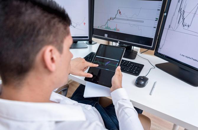 More and more Indians are joining the financial markets with investments.