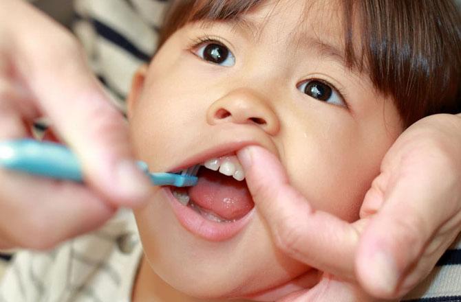 By the age of 3 years, all the baby teeth come out. Photo: INN