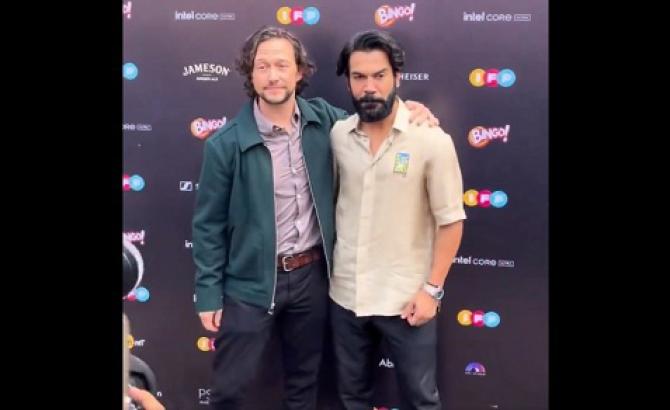 Joseph Gordon-Levitt with Rajkummar Rao. Photo: INN