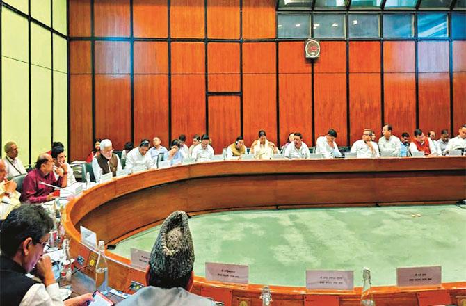 The position of various organizations is being heard in the joint parliamentary committee meeting. Photo: INN