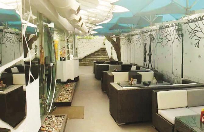 Located in Bandra, this restaurant is designed in a very grand style. Photo: INN
