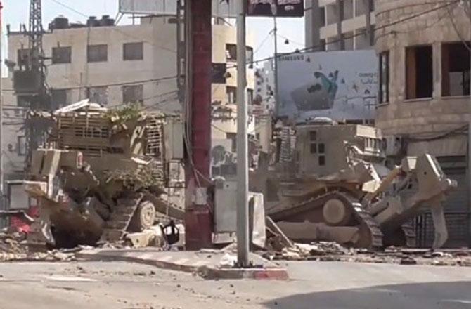 Israeli bulldozers can be seen on the streets of Jenin. Photo: X