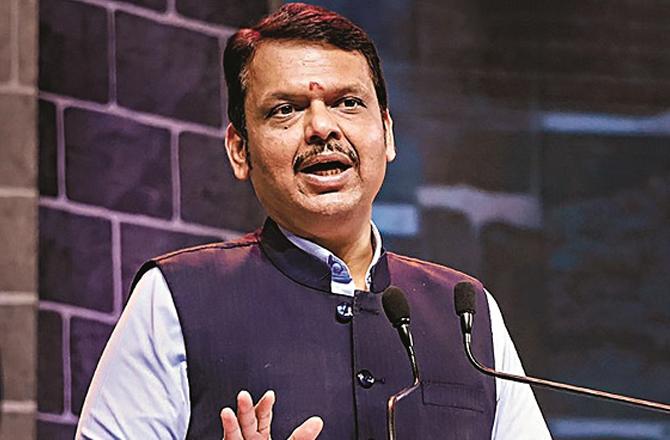Will Devendra Farnavis be able to reduce the chaos within Mahayoti? Photo: INN.