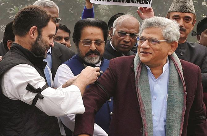 Sita Ram Yechury with Rahul, Kharge and Ghulam Nabi Azad. Photo: INN