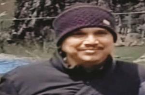   پہلگام دہشت گردانہ حملے کے ۳؍ مہلوکین کا جسد خاکی ڈومبیولی لایا گیا
