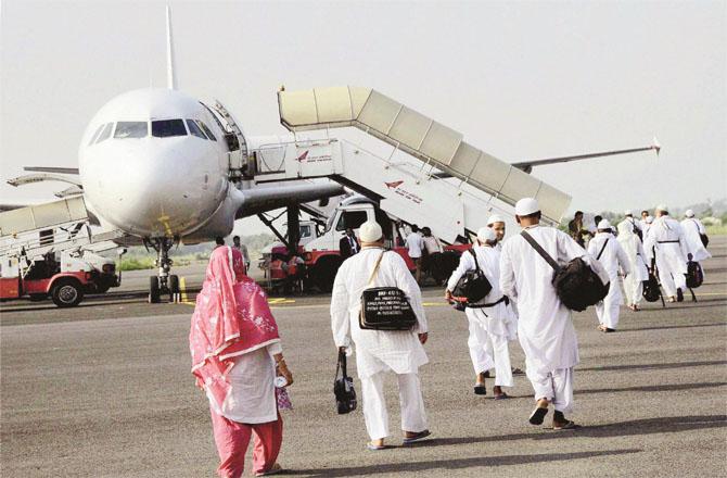 Those going on Hajj through tour operators may face visa-related difficulties. File photo