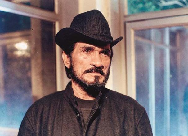 Actor Mac Mohan with a unique style. Photo: INN