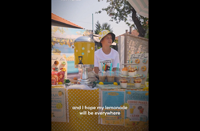 Affan decorated his lemonade shop. Photo: X