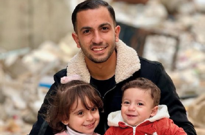 Al Jazeera journalist Anas Al-Sharif with his son Salah and daughter Sham. Photo: X