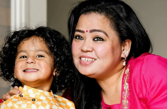 Bharti Singh with his son Gola. Photo: INN