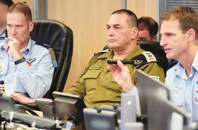 Israeli Army Chief of Staff Eyal Zamir (in khaki uniform). Photo: INN