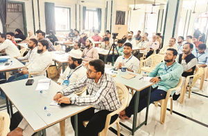 اسکول سے ماسٹر کورس تک اسکالر شپ دی جاتی ہے،بیداری کی ضرورت