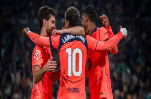 ٹوریس کی ہیٹ ٹرک، بارسلونا نے ریئل بیٹیس کو   مات دے دی