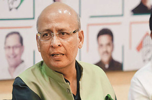 ایس آئی آر کے آئینی جواز کو ہی چیلنج 