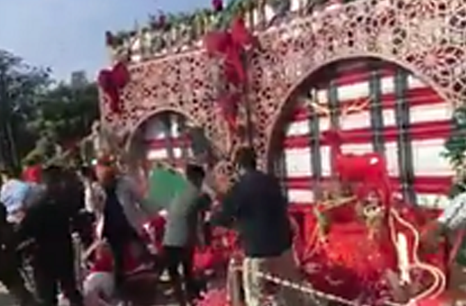 چھتیس گڑھ: ہندوتوا ہجوم نے رائے پور مال میں کرسمس کی سجاوٹ کو تباہ کر دیا