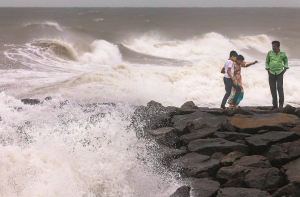 سمندری طوفان ’ دیتوا ‘ کے اثر سے تمل ناڈو میں۳؍ افراد کی موت 