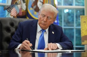 ایچ-ون بی ویزا تنازع:۲۰؍ امریکی ریاستوں کا صدر ٹرمپ کے فیصلے کو عدالت میں چیلنج