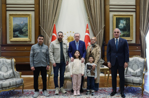 ترکی: صدر اردگان کی ۶؍ سالہ فلسطینی بچی ہند رجب کے خاندان سے ملاقات