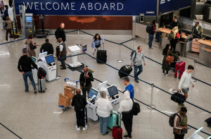 امریکی سفری پابندیوں میں بڑی توسیع، مزید ۱۵؍ممالک فہرست میں شامل