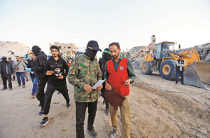 غزہ میں حماس کا اثر کم کرنے کیلئے اسرائیل کے حمایت یافتہ کئی گروہ سرگرم ہیں 