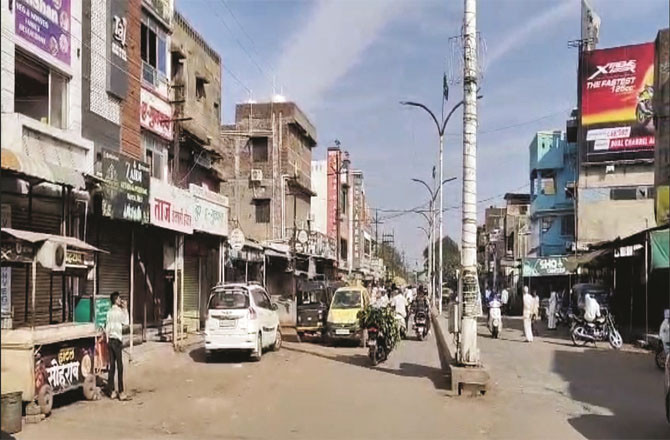 Shops are closed in the Muslim area of ​​Ayutthaya.