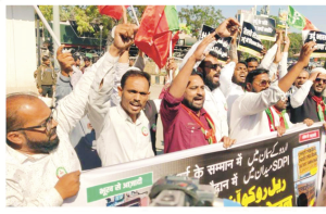 اورنگ آباد ریلوے اسٹیشن پر نام کی تختی اردو میں لگوانے کیلئے احتجاج 