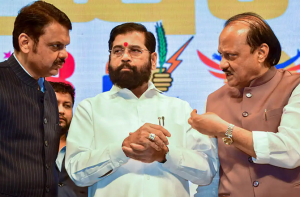 ممبئی کانگریس کا مہایوتی پربدعنوانی کا الزام، ’چارج شیٹ‘ جاری کی