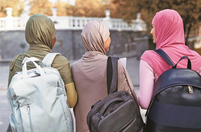 Islam has clear teachings regarding clothing and veiling. Photo: INN.