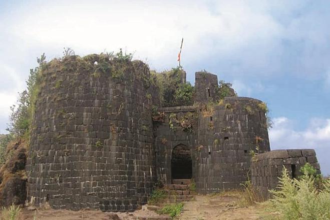 The entrance to Purandar Fort . Photo: INN