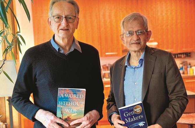 Essayist Sandeep Waslikar with renowned physicist Geoffrey Hinton, known as the `Godfather of AI`. Photo: INN