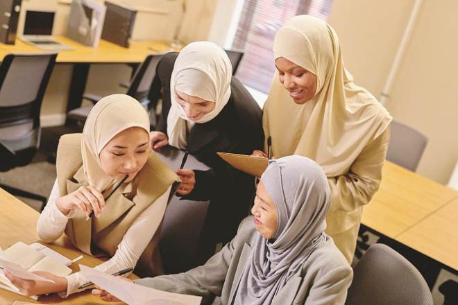 If a woman is successful through her hard work, her success should be appreciated and encouraged. Photo: INN