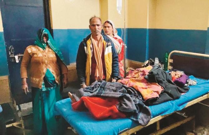 Bhulia Devi and her family in the hospital. Photo: INN