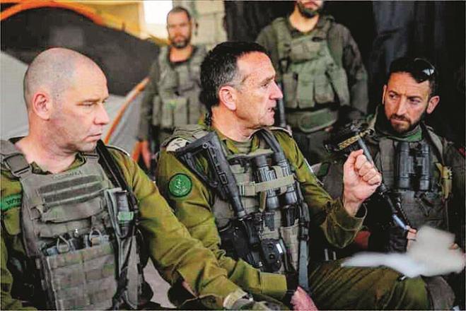 Chief of the Israeli army Herzi Halevi (center) talking to the media. Picture: INN