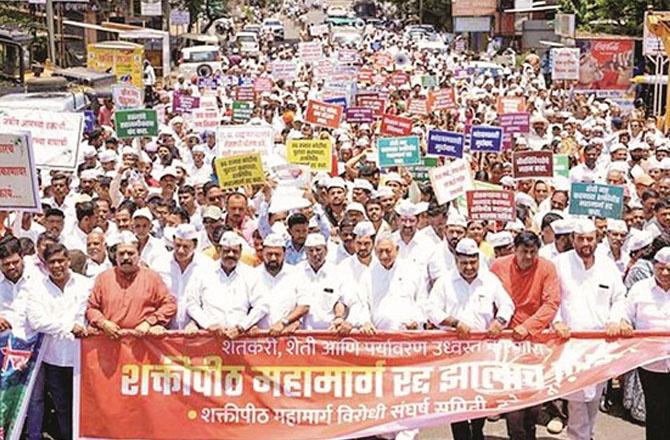 Farmers have been opposing this highway for a long time. Photo: INN
