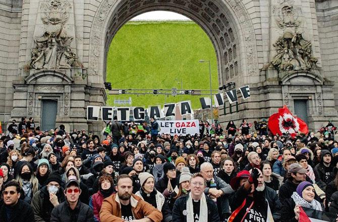 Jews protest against Israeli atrocities in Gaza. Photo: INN