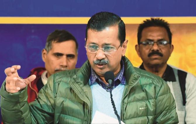 Former Chief Minister Arvind Kejriwal met the local people in Shakur Basti. Photo: PTI