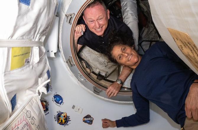 Sunita Williams and Butch Wilmore. Photo: X