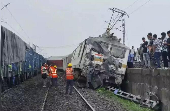 Traffic has been affected by the accident. Photo: INN.