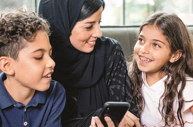 Children face many problems as they grow older, so listen to what they say carefully and analyze it. Photo: INN