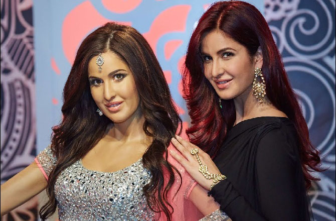 لندن کے مادام تساؤ میوزیم میں کترینہ کیف کا مومی مجسمہ بھی ہے۔ ۲۰۱۵ء میں بالی ووڈ میں ان کے ۱۵؍ سال مکمل ہونے پر ان کا مجسمہ بنایا گیا تھا۔