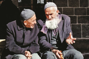 انسانی اخلاق اور سیرت کو ترقی کا پیمانہ بنائیے