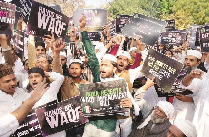 The Personal Law Board is leading the protest and legal fight against the Waqf Amendment Act.