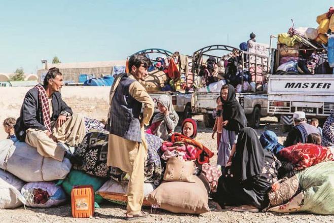 Afghan refugees in Iran and Pakistan are facing difficulties these days. Photo: INN