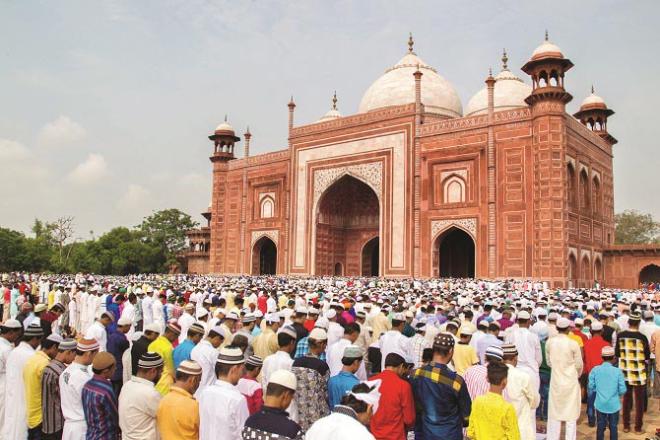 Muslims have been commanded to hold fast to the rope of Allah together and not fall into discord. Photo: INN
