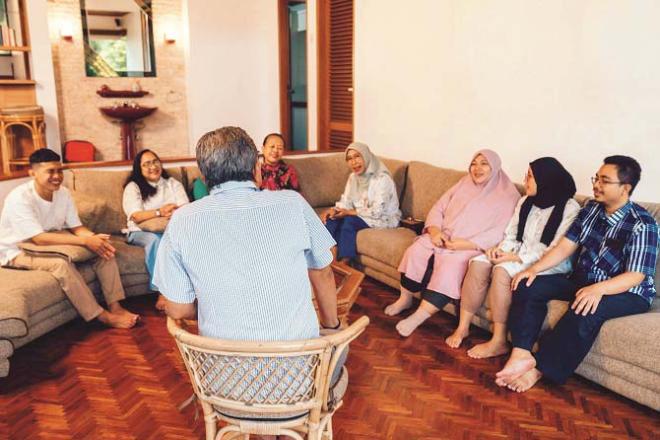 If there is a rift in the relationship, it has been ordered that efforts should be made to reconcile the spouses, for which the people of the home and family should come forward. Photo: INN