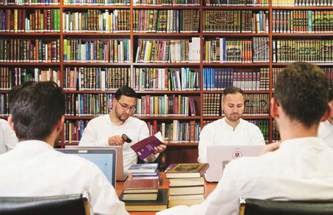In the modern era, the need and demands for integrating the individual, collective, and international life of the Islamic nation with the Seerah have increased much more than in the past. Photo: INN