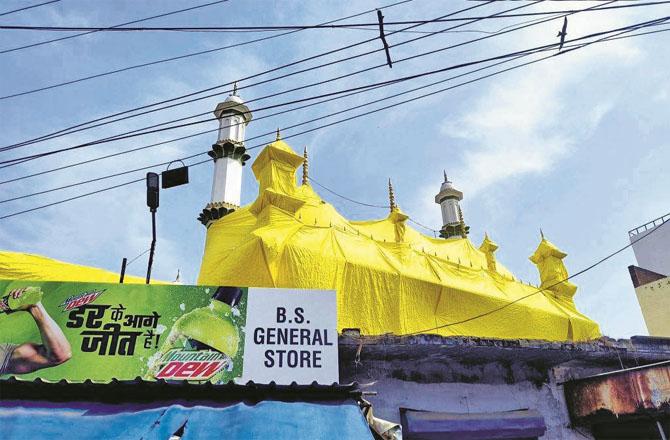Mosques in UP have been covered with tarpaulin like this